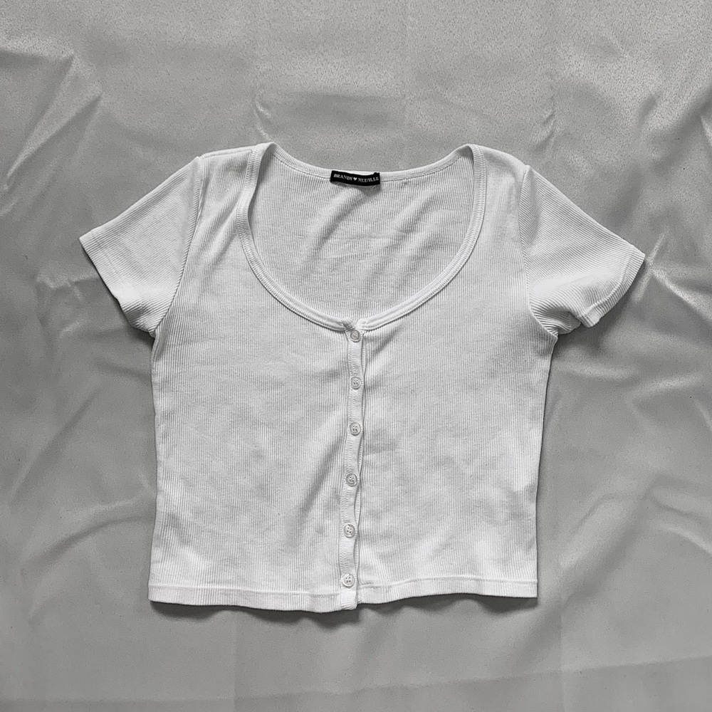 Brady Melville white zelly crop top